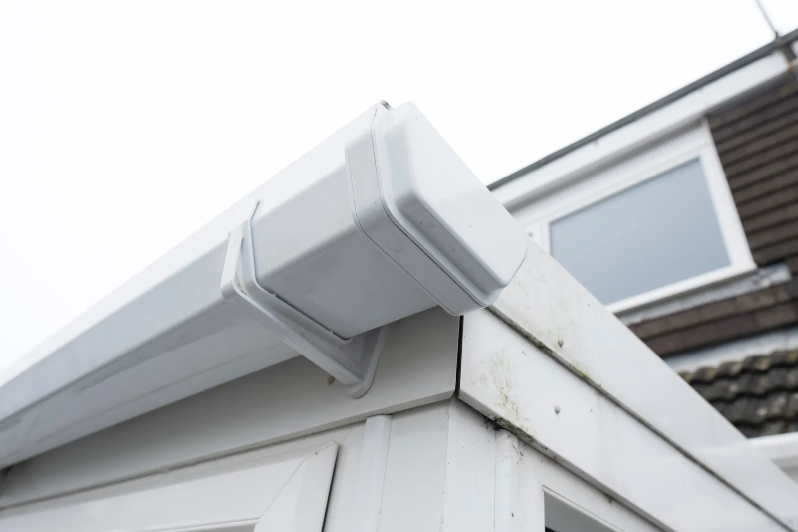 White square gutter stop end outlet