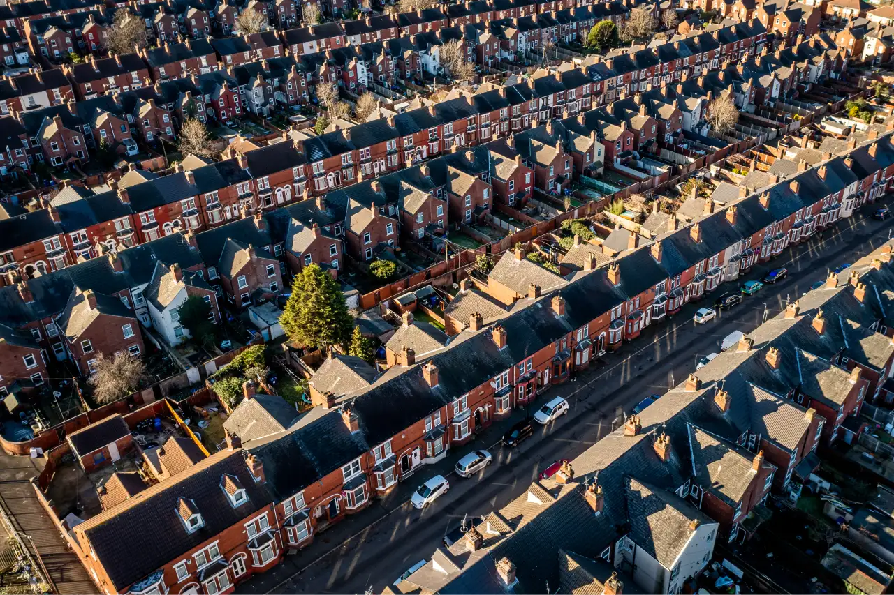 Vanguard Roofing Services - expert roofers working on a roof in Hampshire